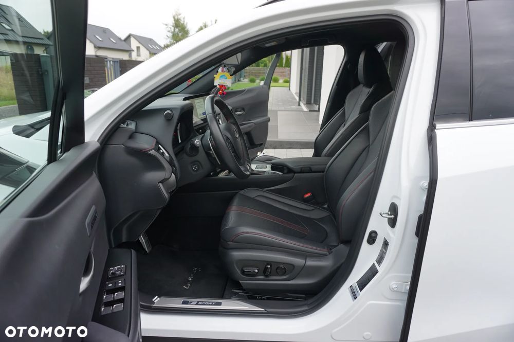 Lexus UX 250h GPF F Sport 2WD - 18