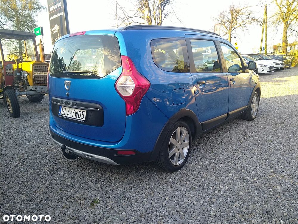 Dacia Lodgy TCe 115 Stepway - 3