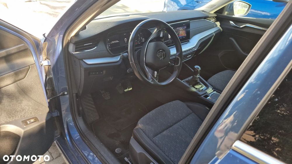 Skoda Octavia 1.5 TSI ACT Style - 7