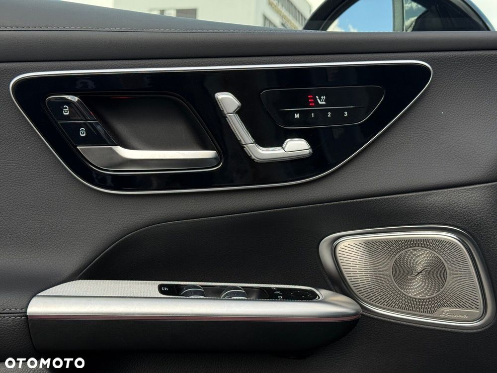 Mercedes-Benz GLC - 16