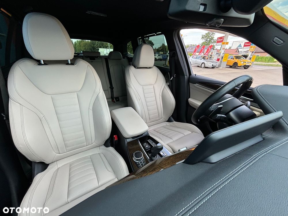 BMW X3 - 27