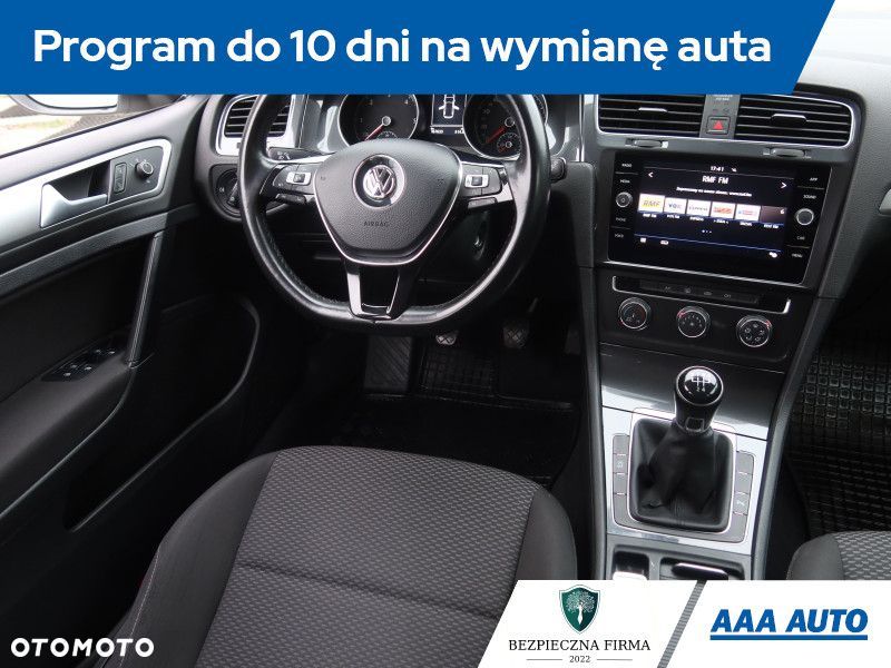 Volkswagen Golf Variant - 8