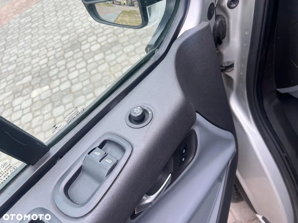 Ford Transit Custom - 19
