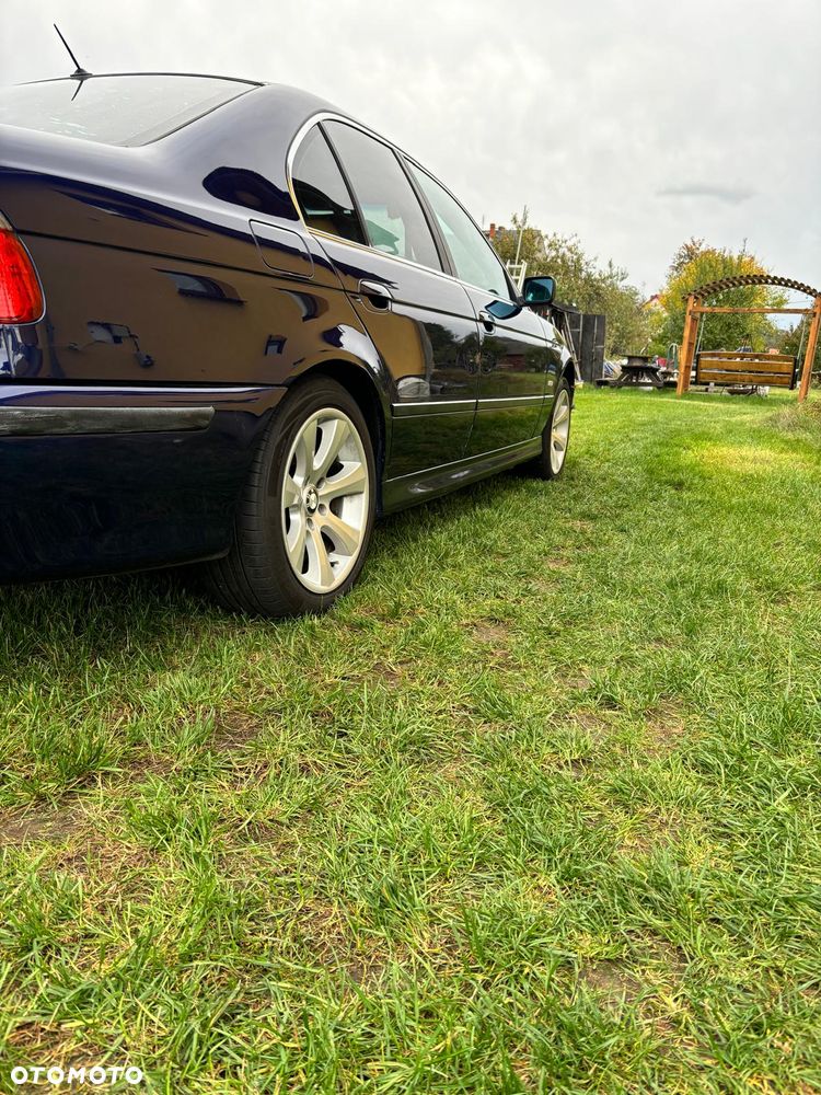 BMW Seria 5 520i - 13