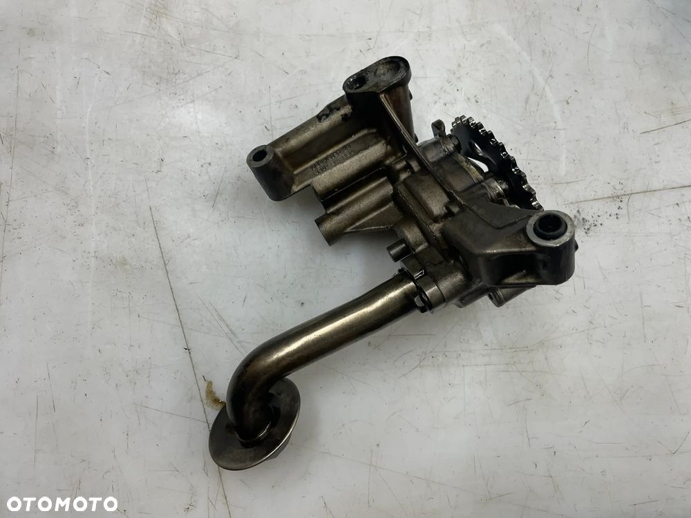 POMPA OLEJU VW PASSAT B5 038115105B - 1
