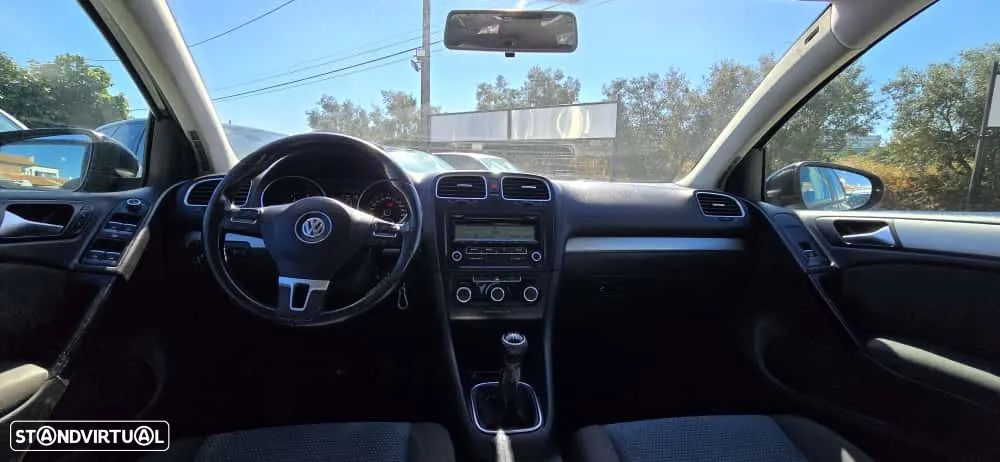 VW Golf 1.6 TDi Confortline - 6