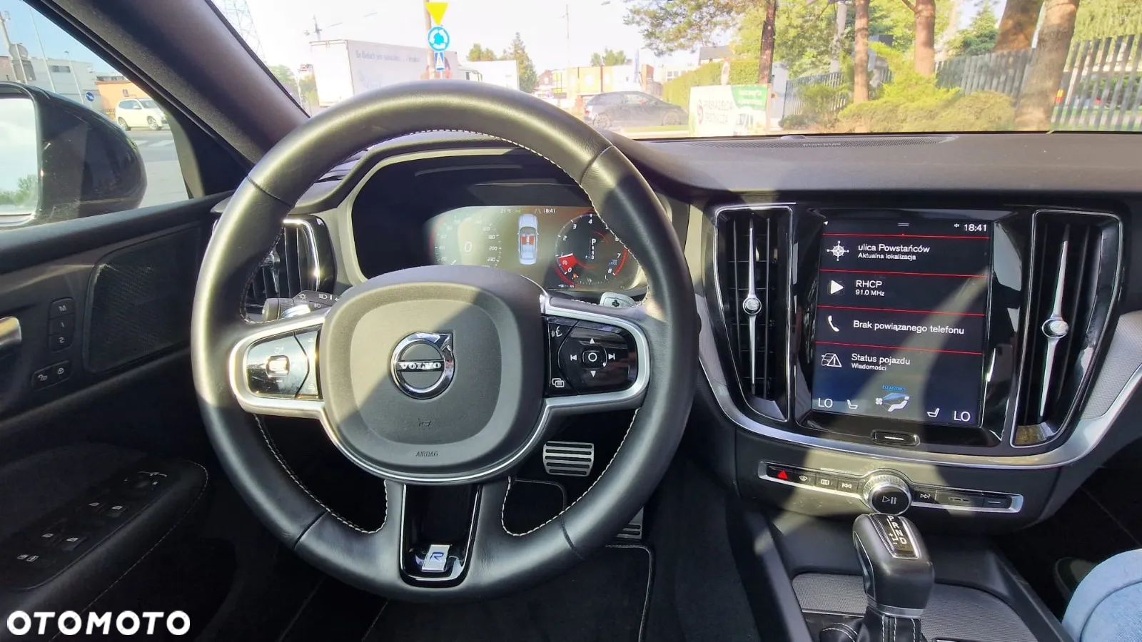 Volvo S60 T6 AWD R-Design - 8