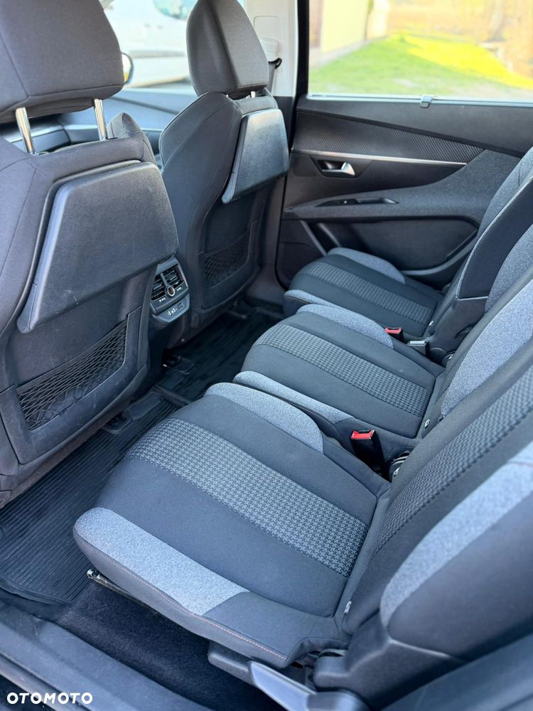 Peugeot 5008 1.5 BlueHDi Active S&S EAT8 - 8