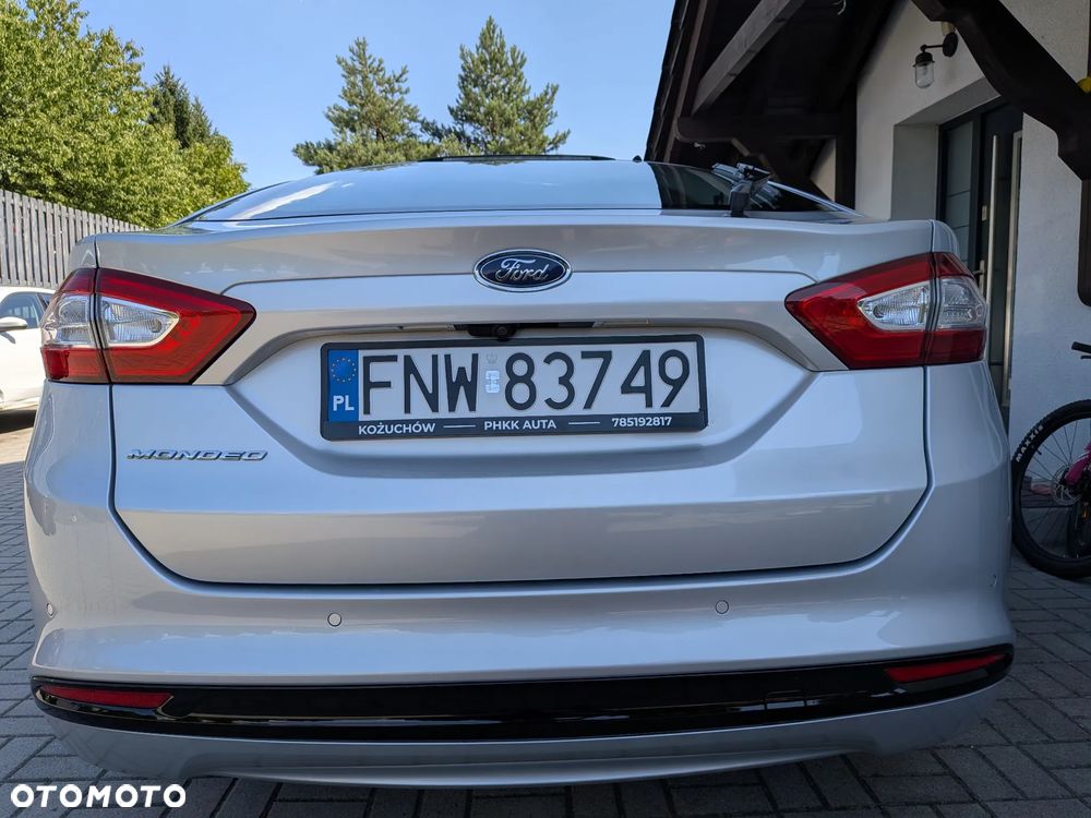Ford Mondeo - 8