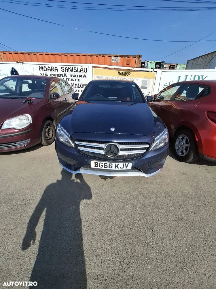 Dezmembrez Mercedes Benz c250 CDI w204 - 1