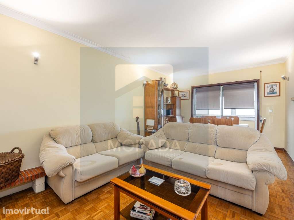 APARTAMENTO T2 || ÚLTIMO ANDAR C/ TERRAÇO || PADRÃO DA LÉGUA - Grande imagem: 4/33