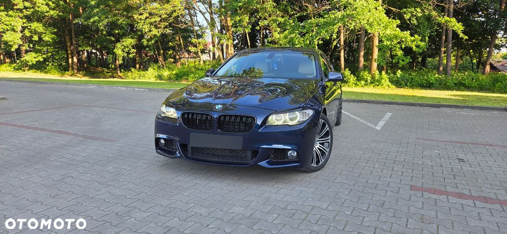 BMW Seria 5 535i xDrive - 16