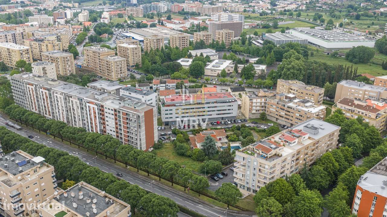 Excelente Apartamento T3 em Lamaçães - Grande imagem: 3/58