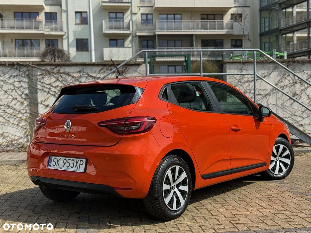 Renault Clio - 2
