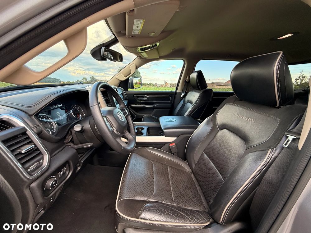 RAM 1500 5.7 Crew Cab Laramie - 26