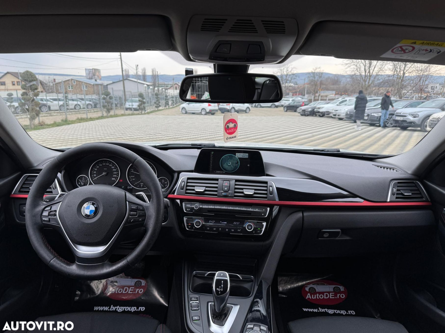 BMW Seria 3 320d Touring Aut. Sport Line - 8
