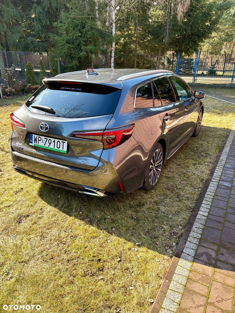 Toyota Corolla - 4