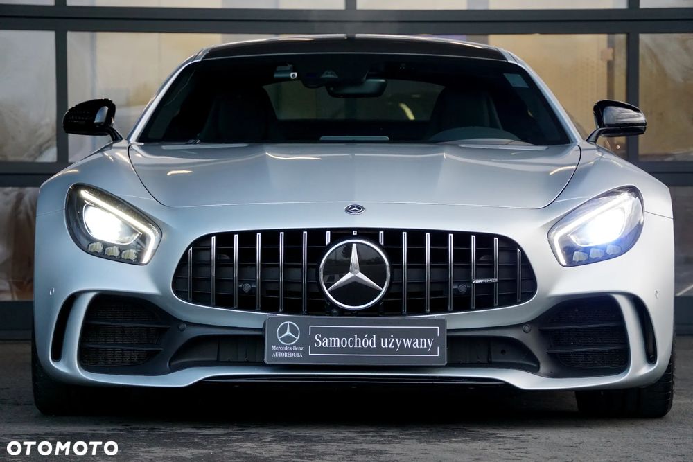 Mercedes-Benz AMG GT R - 8