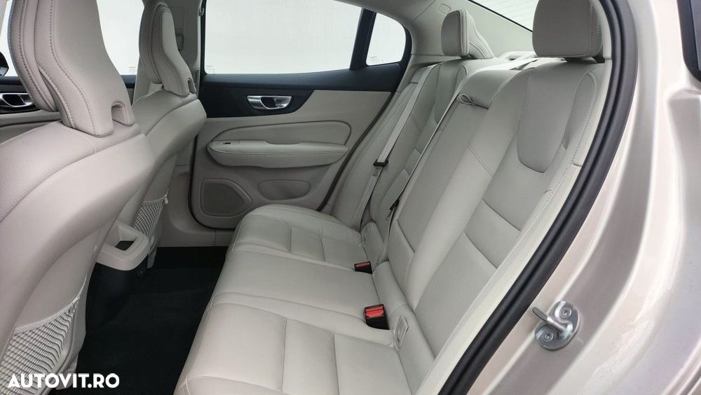 Volvo S60 - 16