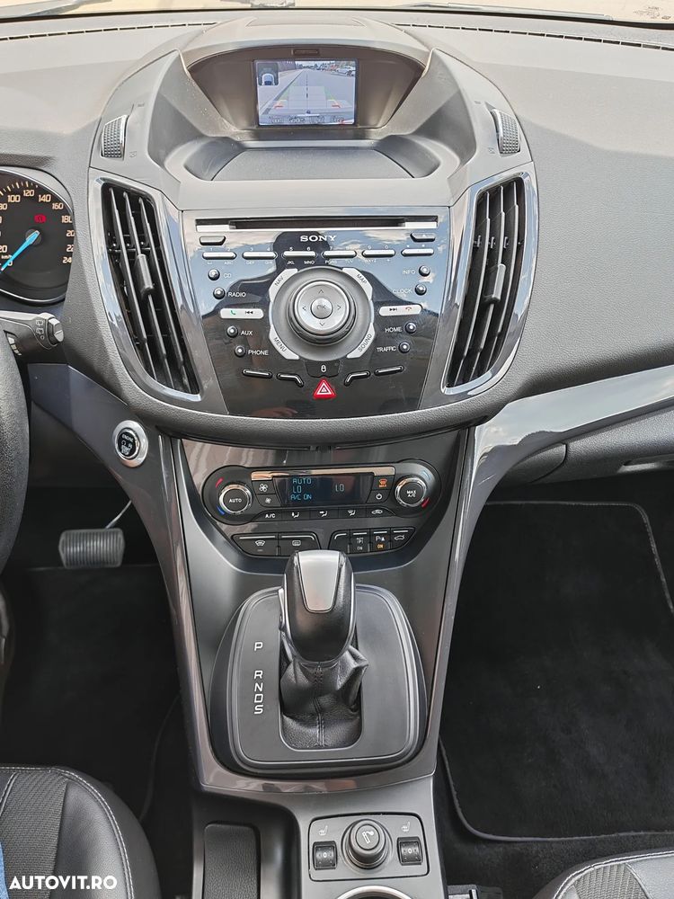 Ford Kuga 2.0 TDCi Powershift 4WD Titanium - 16