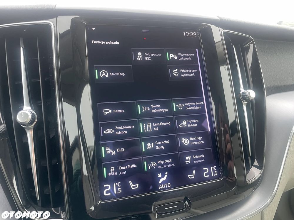 Volvo XC 60 D5 SCR AWD Inscription - 32