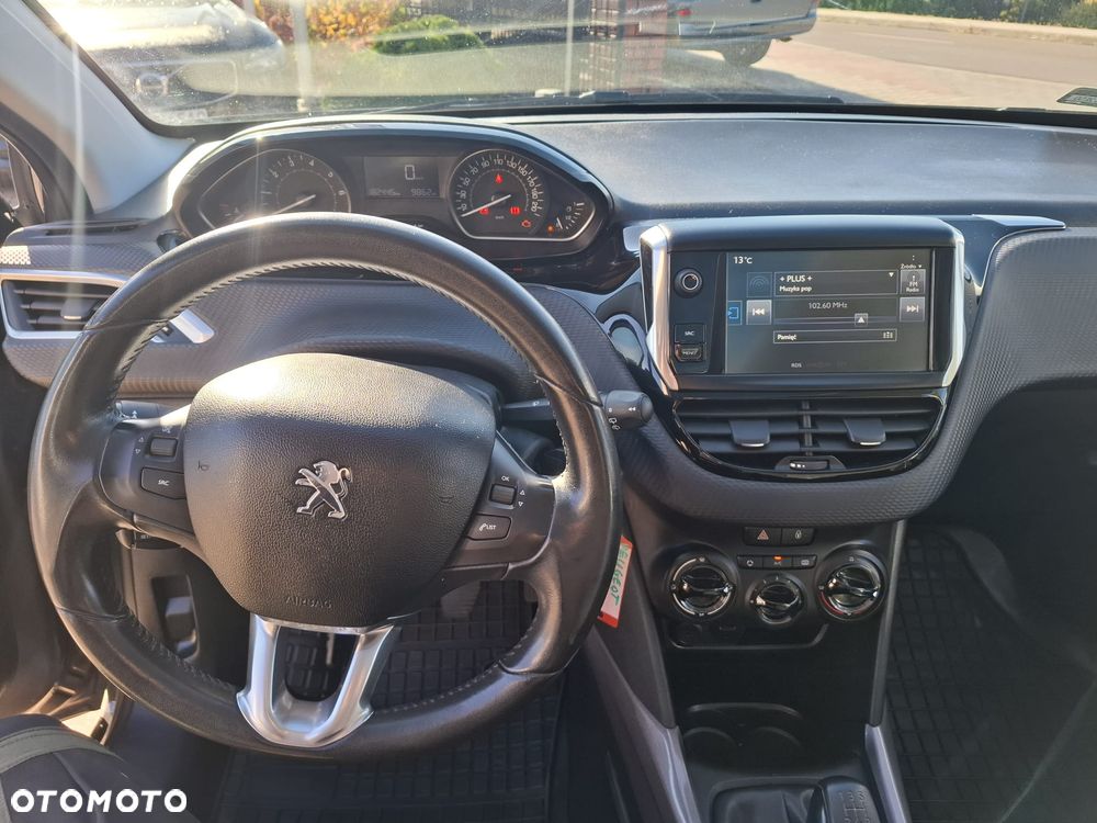 Peugeot 2008 82 VTI Allure - 17