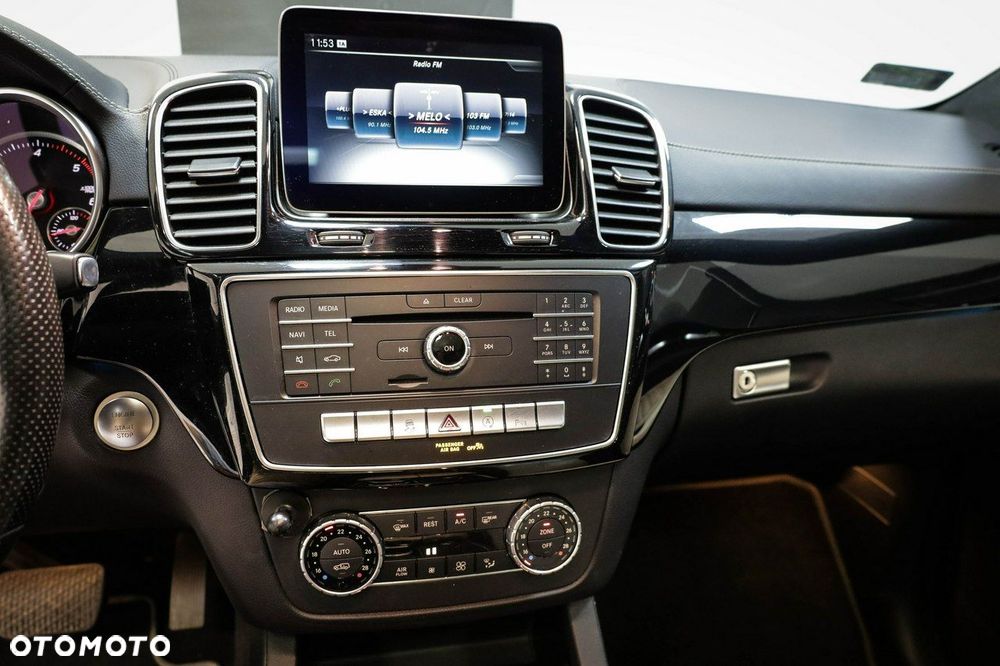 Mercedes-Benz GLE - 16