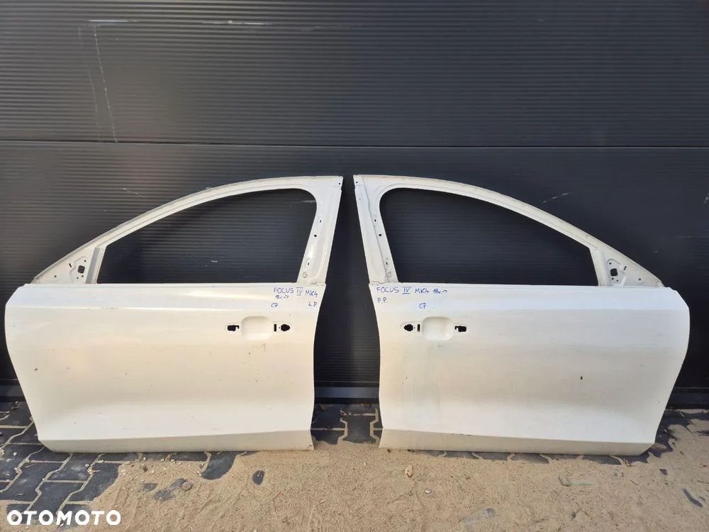 DRZWI FORD FOCUS IV MK4 - 1