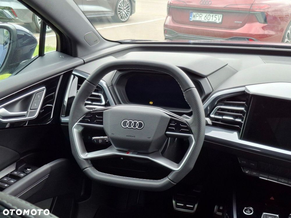Audi Q4 e-tron - 16