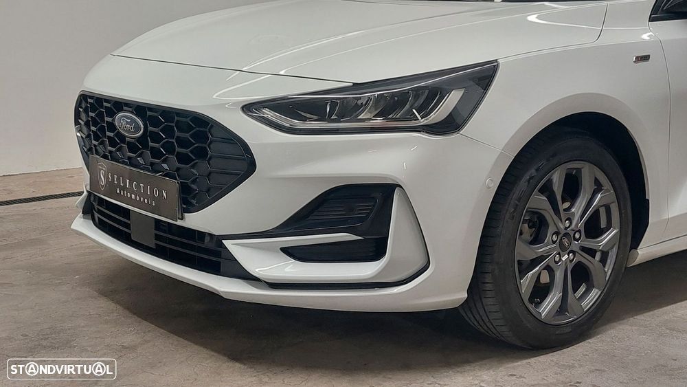 Ford Focus 1.0 EcoBoost MHEV ST-Line - 28