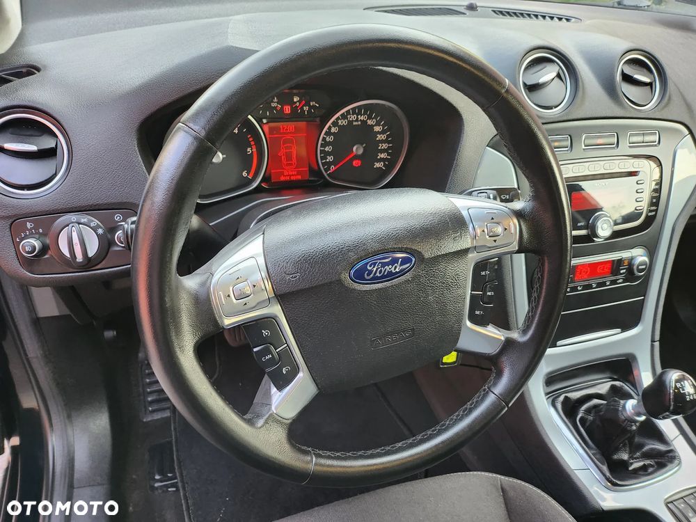 Ford Mondeo 1.6 TDCi Titanium - 15