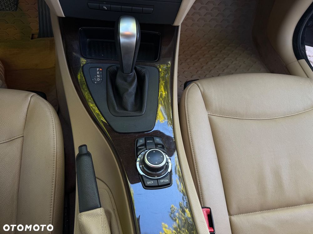 BMW Seria 3 - 21