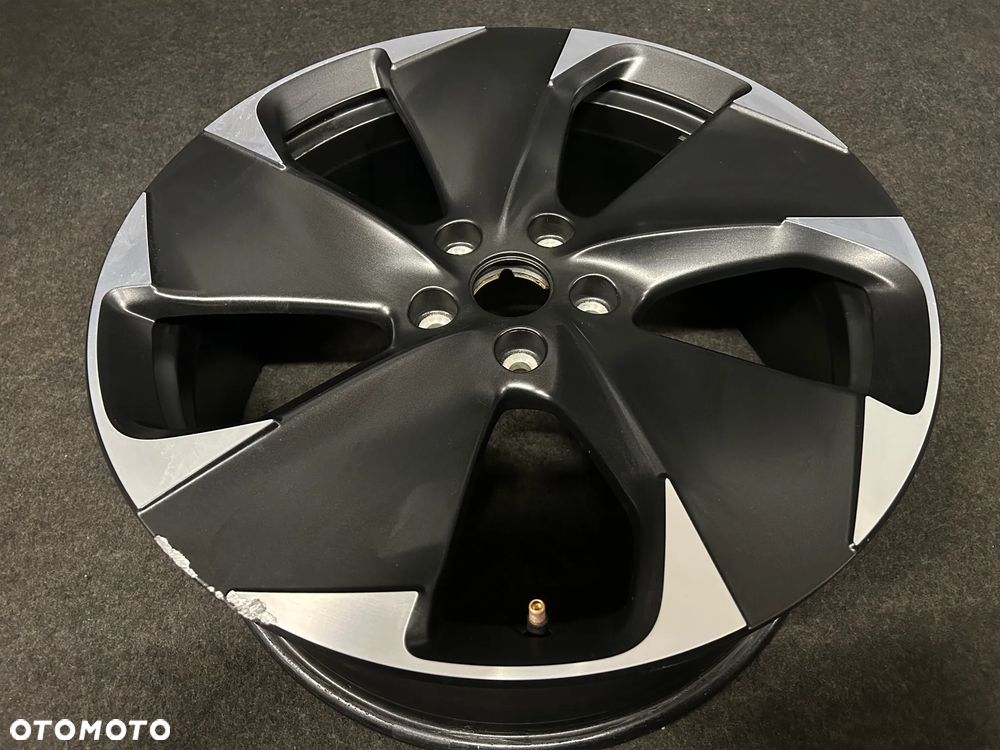 Alufelga Cupra Born 19 cali 5x112 1szt. 10E601025J - 2
