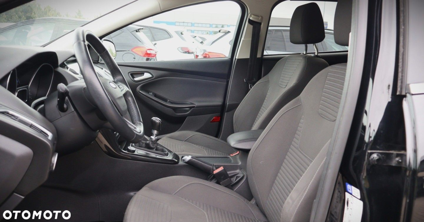 Ford Focus - 11