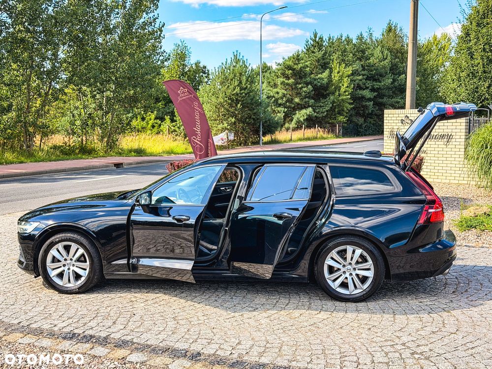 Volvo V60 D4 Geartronic Momentum - 17