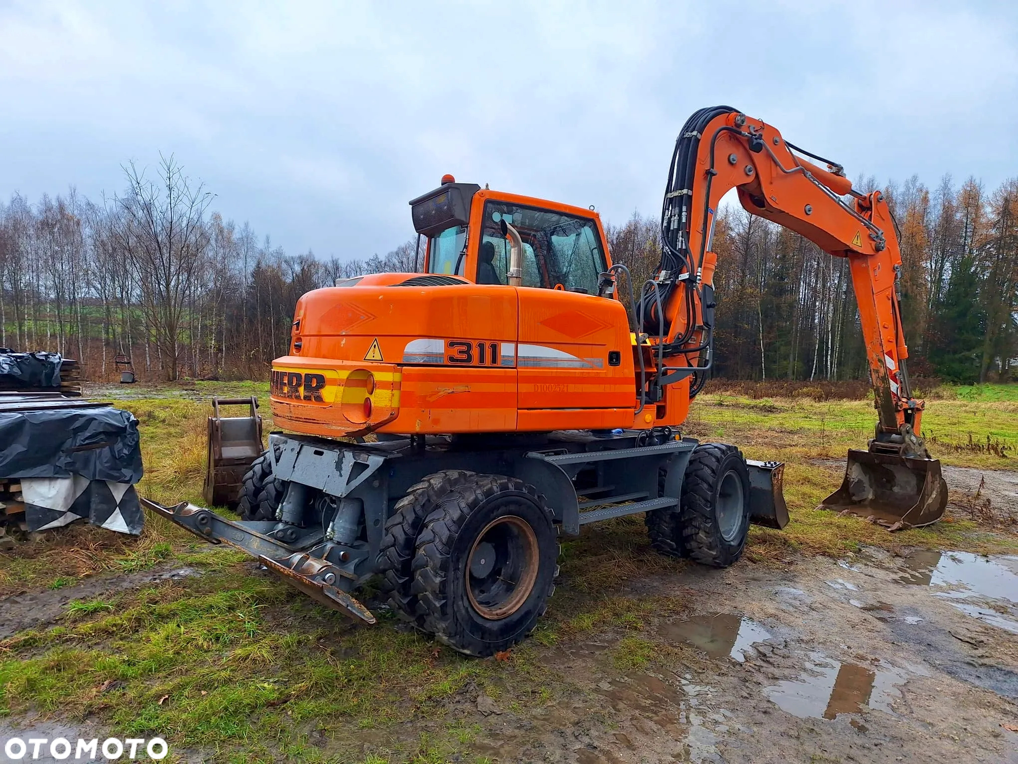 Liebherr A311 - 2