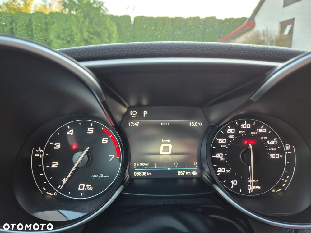 Alfa Romeo Giulia - 20