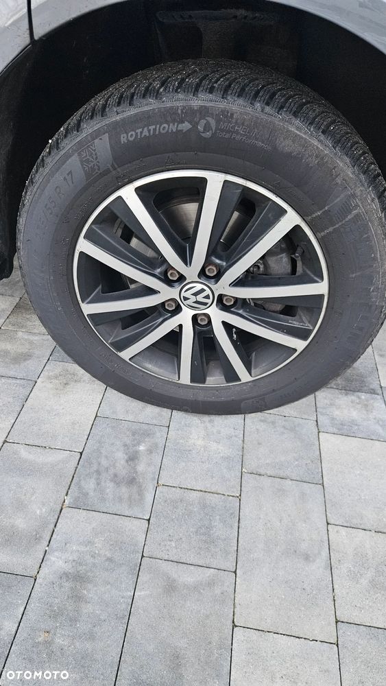 Volkswagen Transporter T6 TDI L2H1 - 2