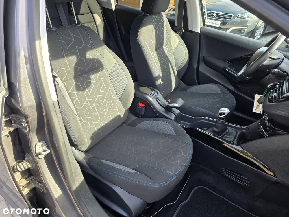 Peugeot 2008 - 15