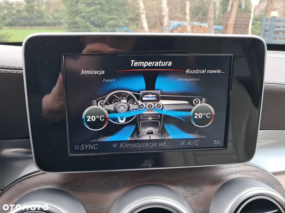 Mercedes-Benz GLC 250 4Matic 9G-TRONIC AMG Line - 35