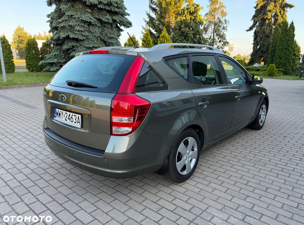 Kia Ceed 1.4 Comfort - 3
