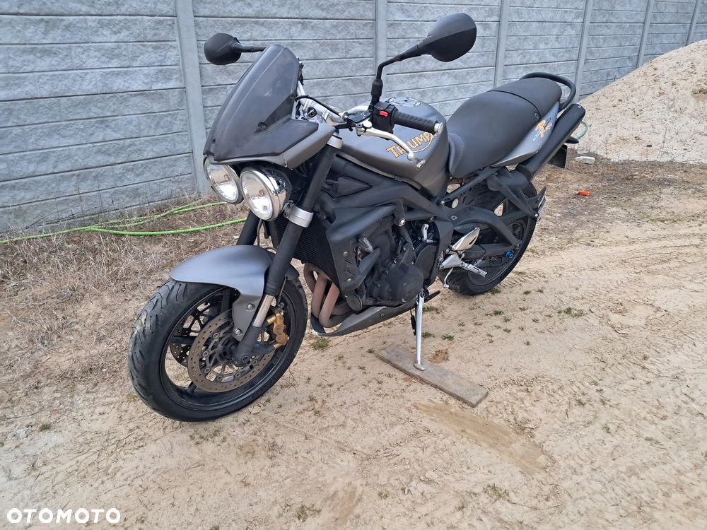 Triumph Street Triple - 2