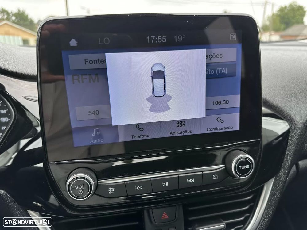 Ford Fiesta 1.0 EcoBoost Hybrid S&S TITANIUM - 38