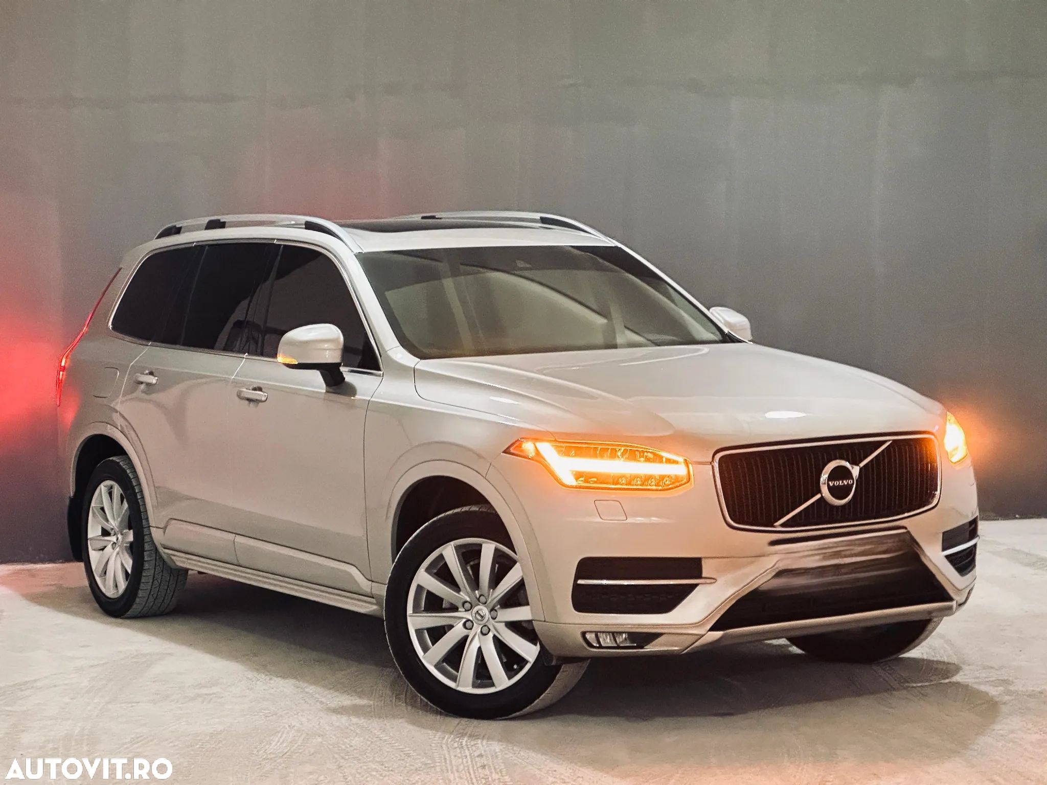 Volvo XC 90 T6 AWD Geartronic Inscription - 1