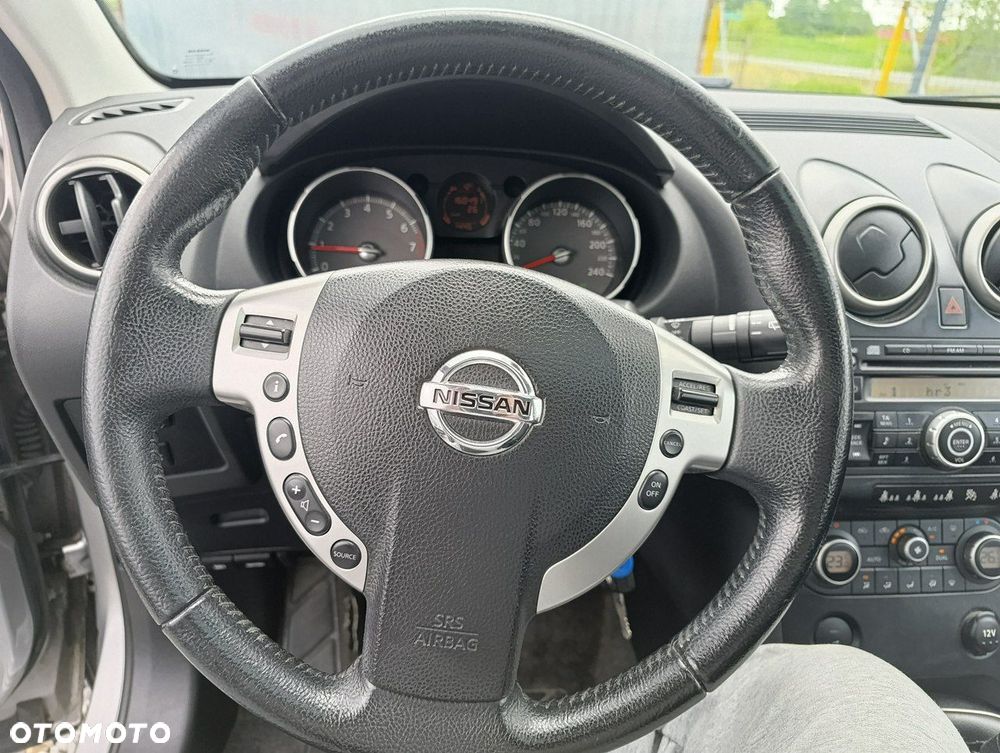 Nissan Qashqai - 17