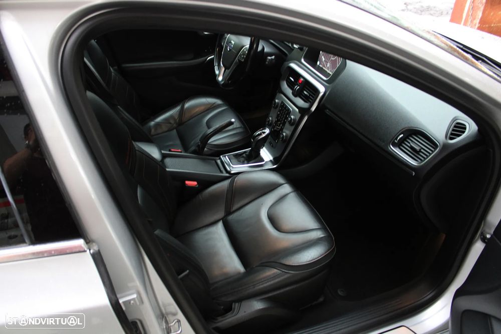 Volvo V40 D2 Powershift Ocean Race - 30