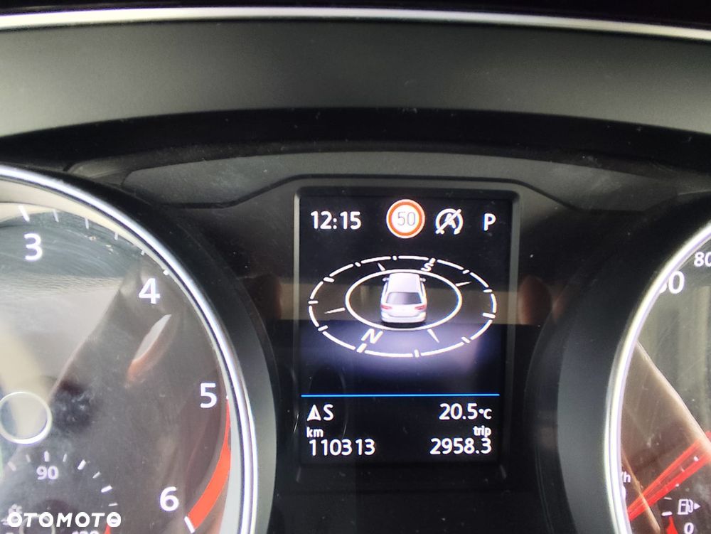 Volkswagen Passat - 20