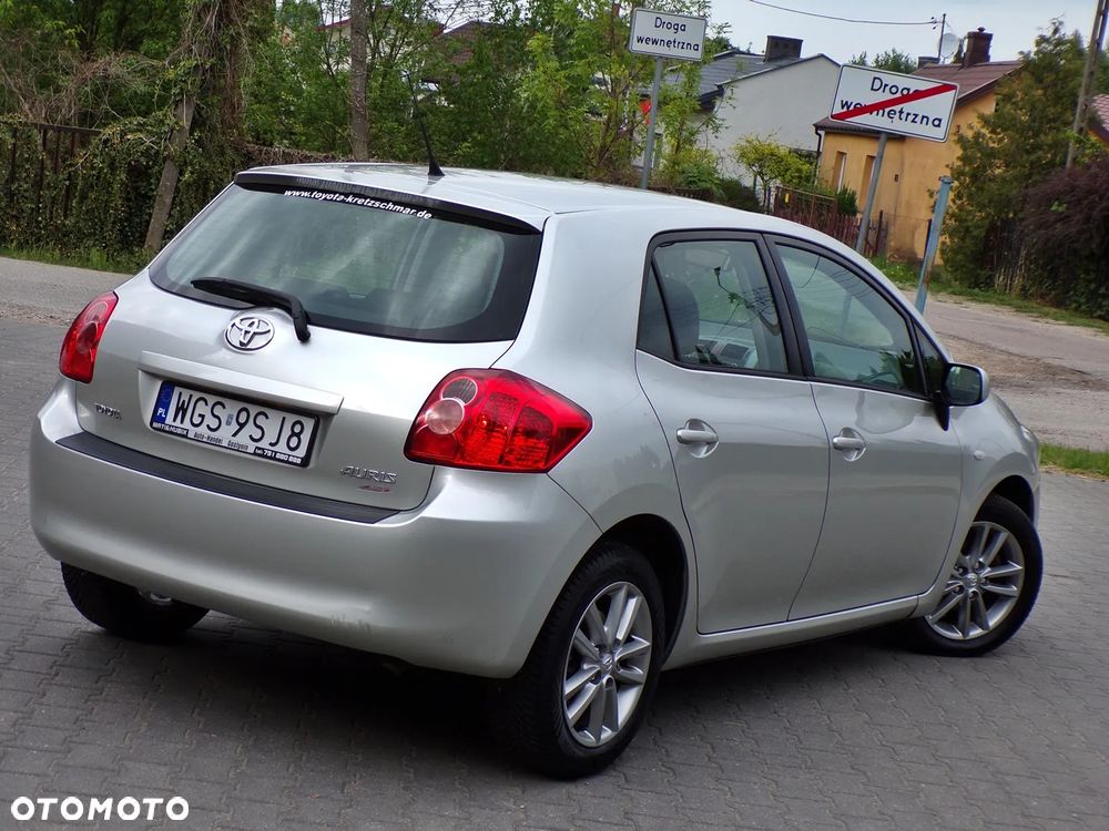 Toyota Auris 1.4 D-4D Life+ - 12