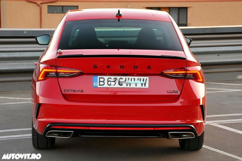 Skoda Octavia 2.0 TSI DSG RS - 1