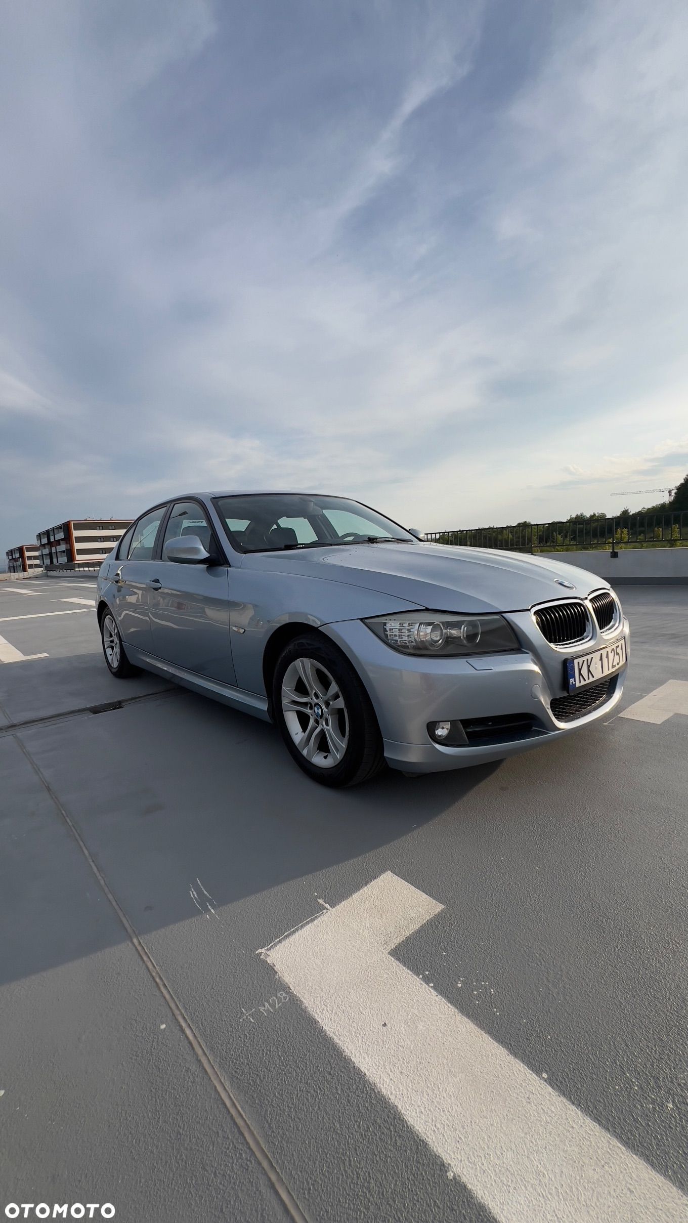 BMW Seria 3 318i - 1